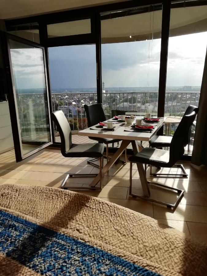 Hotelturm Apartment Augusta Esterno foto