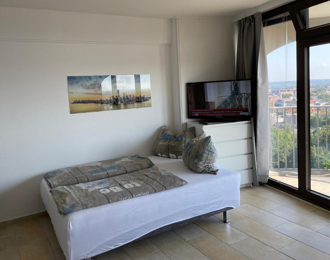 Hotelturm Apartment Augusta Esterno foto