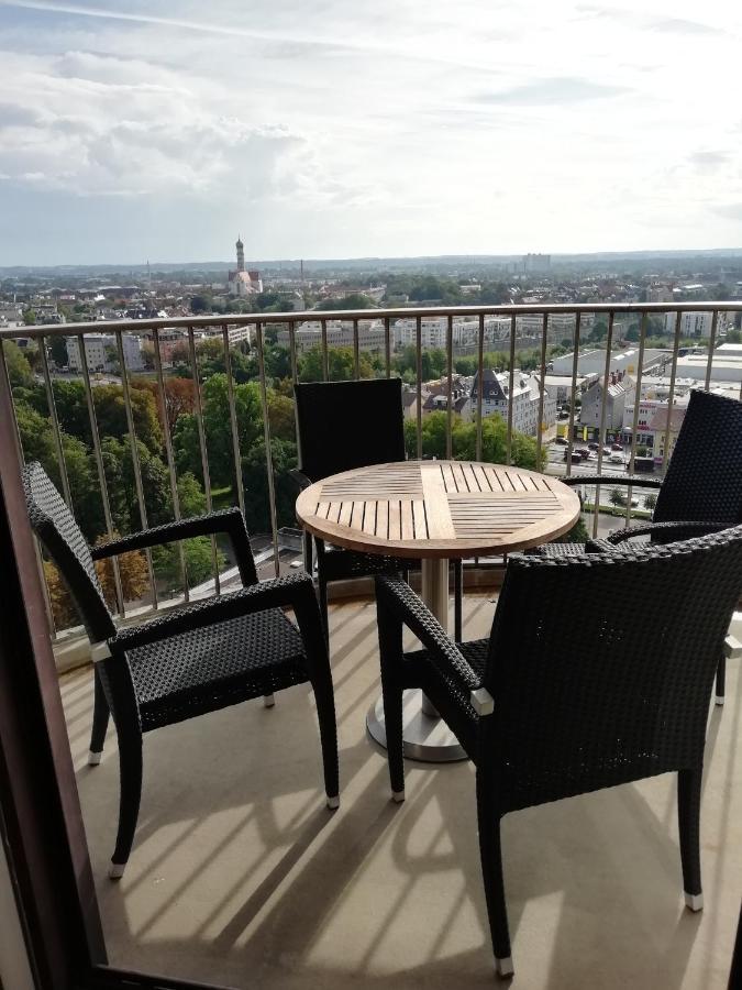 Hotelturm Apartment Augusta Esterno foto