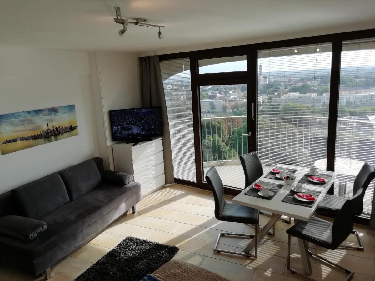 Hotelturm Apartment Augusta Esterno foto