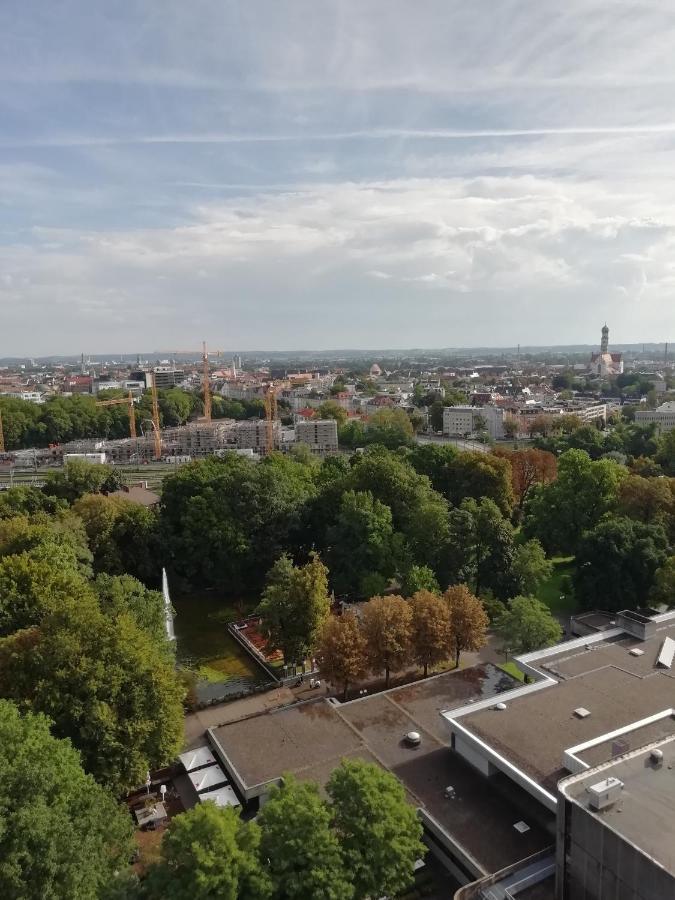 Hotelturm Apartment Augusta Esterno foto